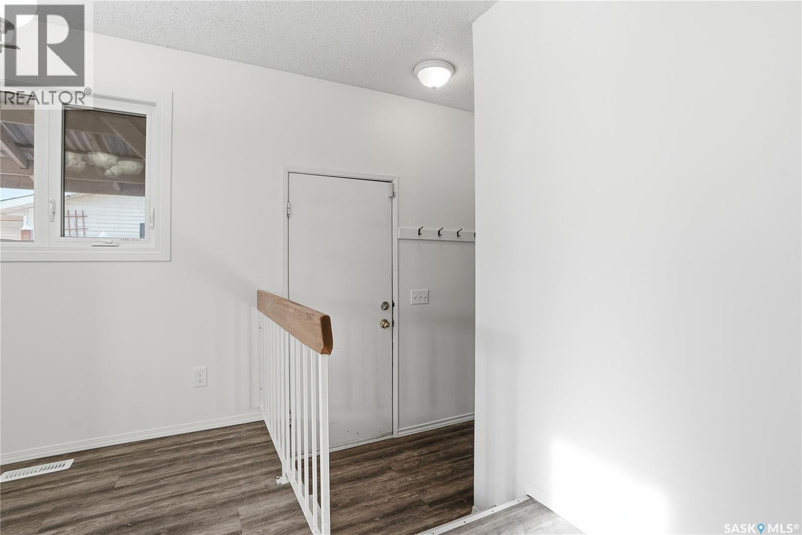 805 Kingsmere Boulevard, Saskatoon, SK - Indoor Photo Showing Other Room
