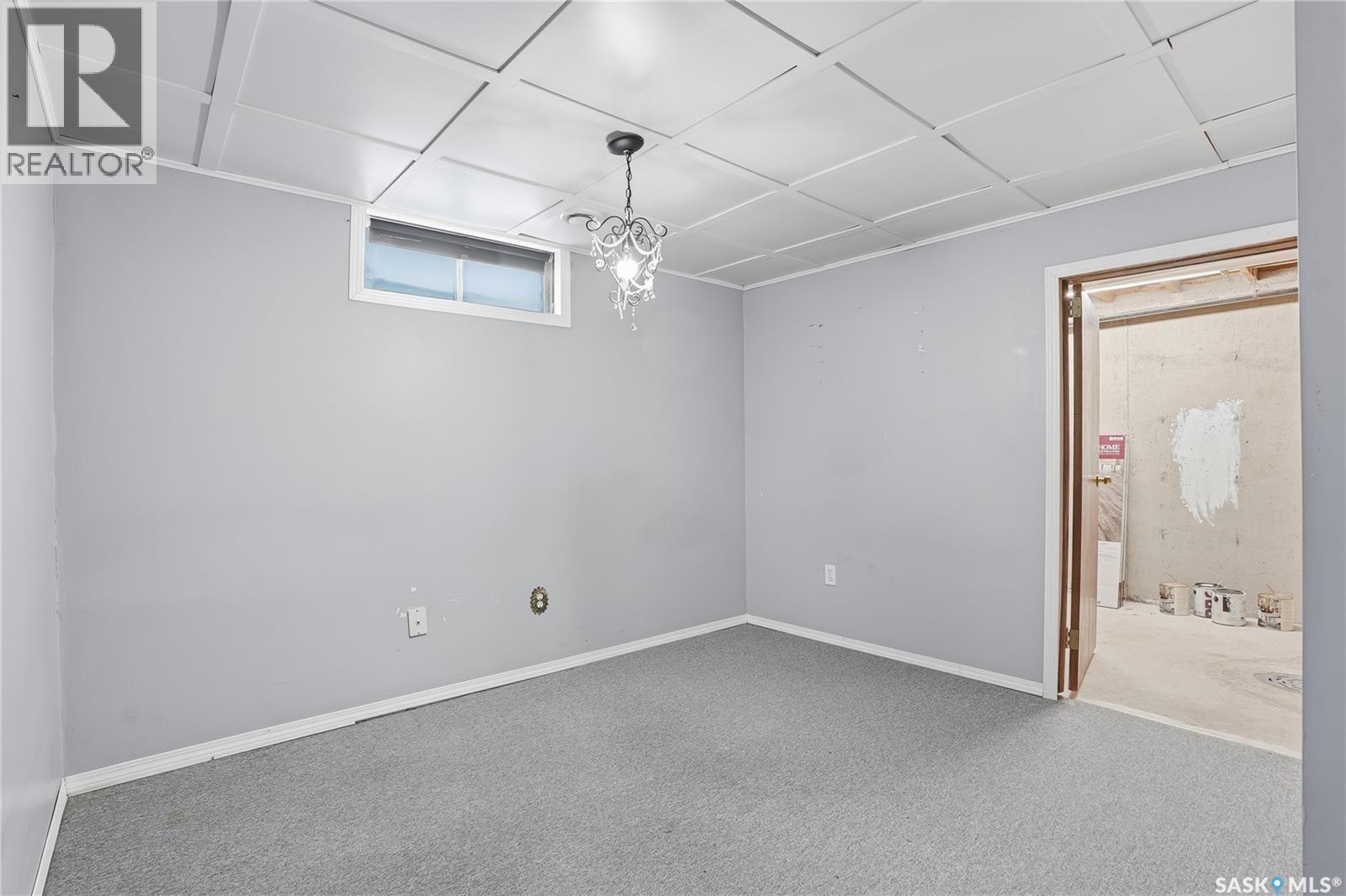 805 Kingsmere Boulevard, Saskatoon, SK - Indoor Photo Showing Other Room