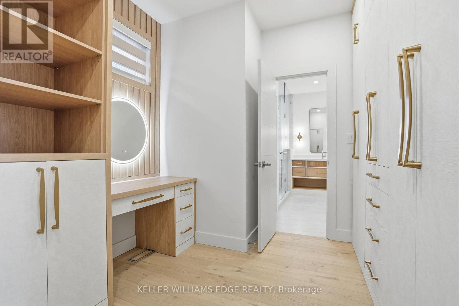 427 Pine Cove Road, Burlington, ON - Indoor Photo Showing Other Room