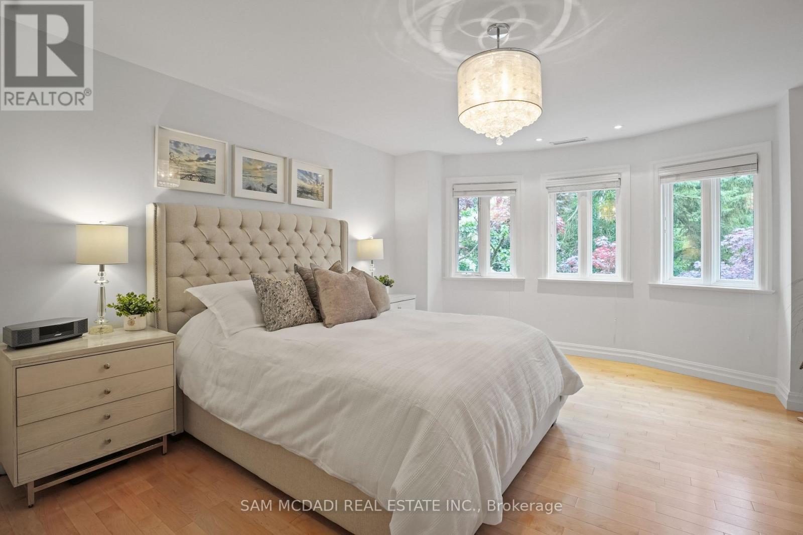 1382 Aldo Drive, Mississauga, ON - Indoor Photo Showing Bedroom
