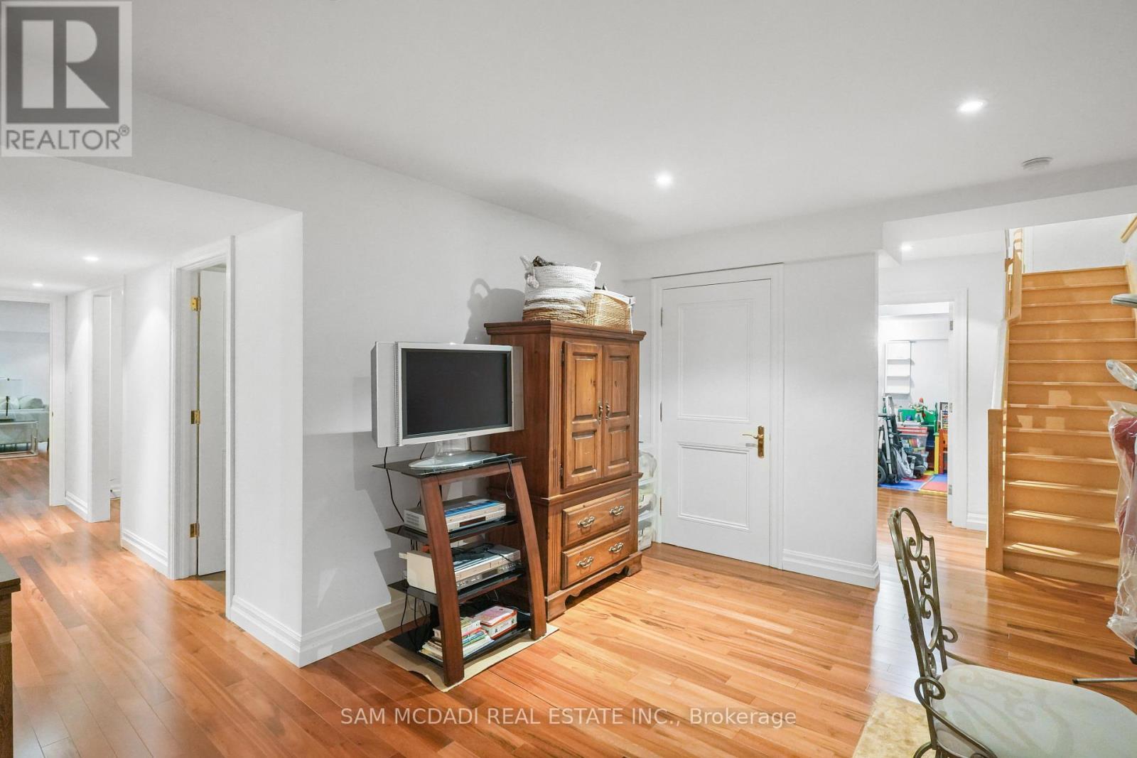 1382 Aldo Drive, Mississauga, ON - Indoor Photo Showing Other Room