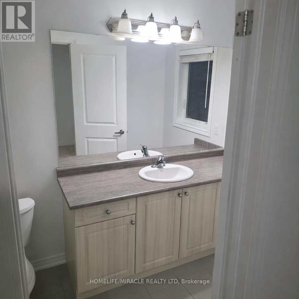 25 Antibes Drive, Brampton, ON - Indoor Photo Showing Bathroom