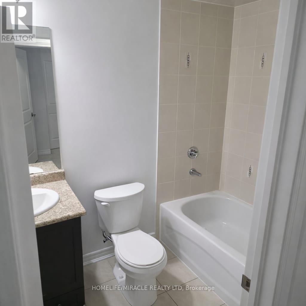 25 Antibes Drive, Brampton, ON - Indoor Photo Showing Bathroom