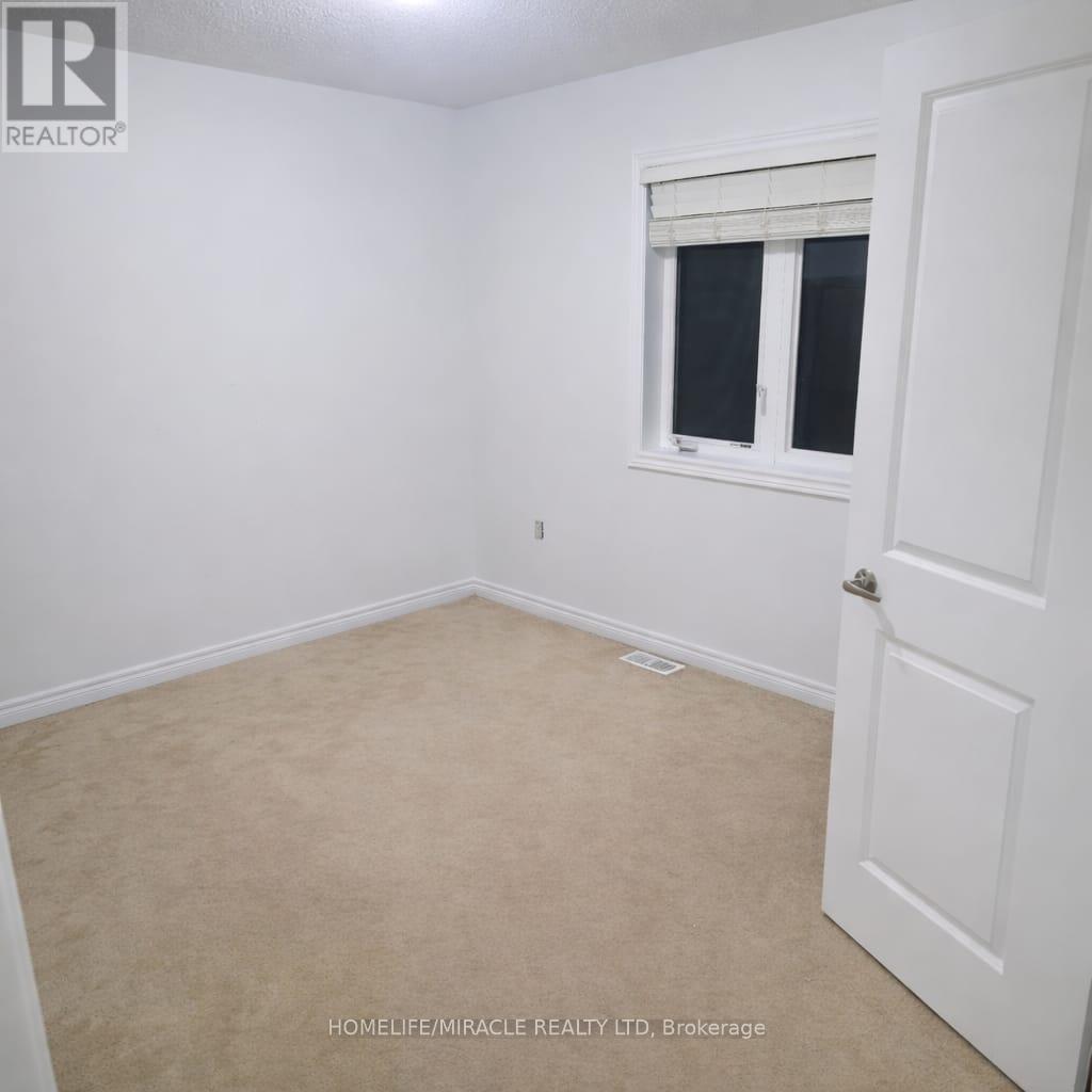 25 Antibes Drive, Brampton, ON - Indoor Photo Showing Other Room