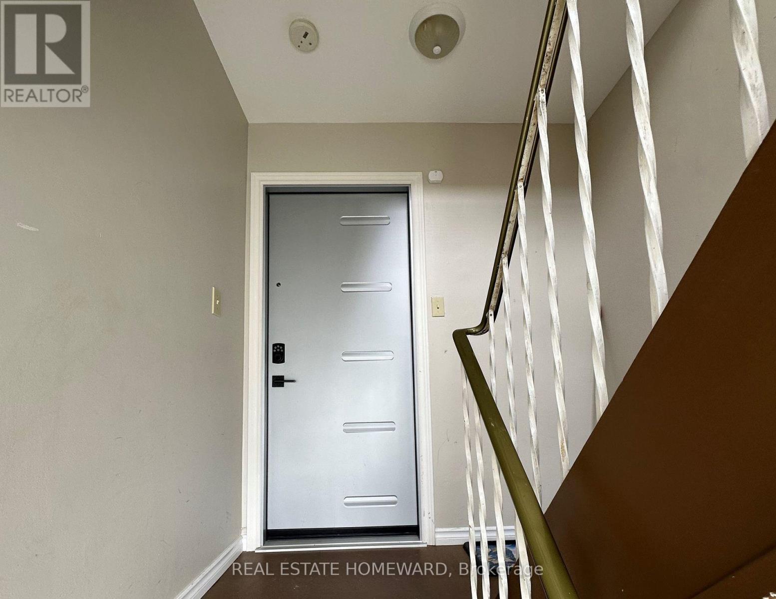 Main - 511 Harris Court, Whitby, ON - Indoor Photo Showing Other Room