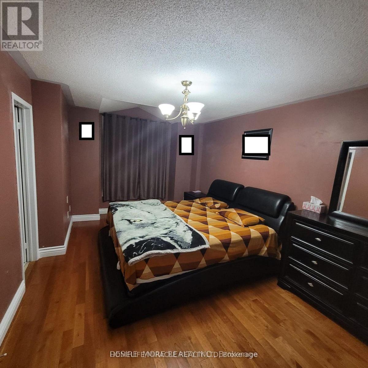 67 Seaside Circle, Brampton, ON - Indoor Photo Showing Bedroom
