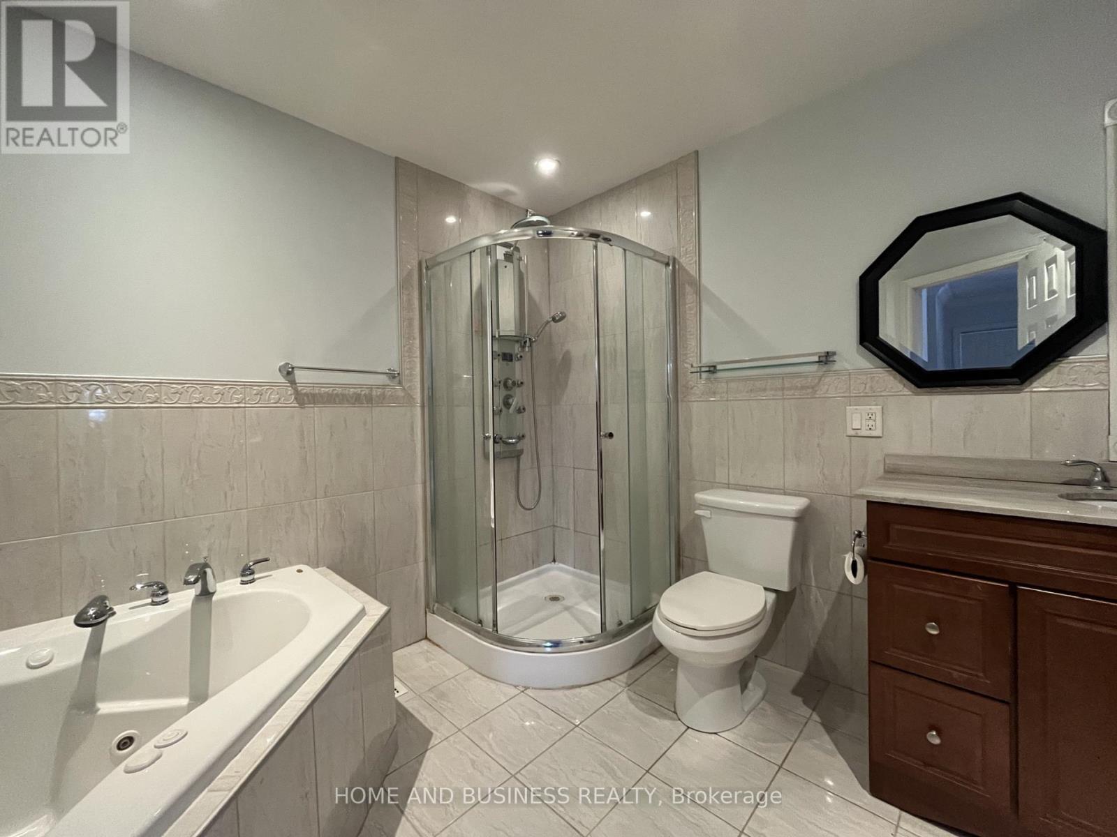 7132 Harding Crescent, Mississauga, ON - Indoor Photo Showing Bathroom