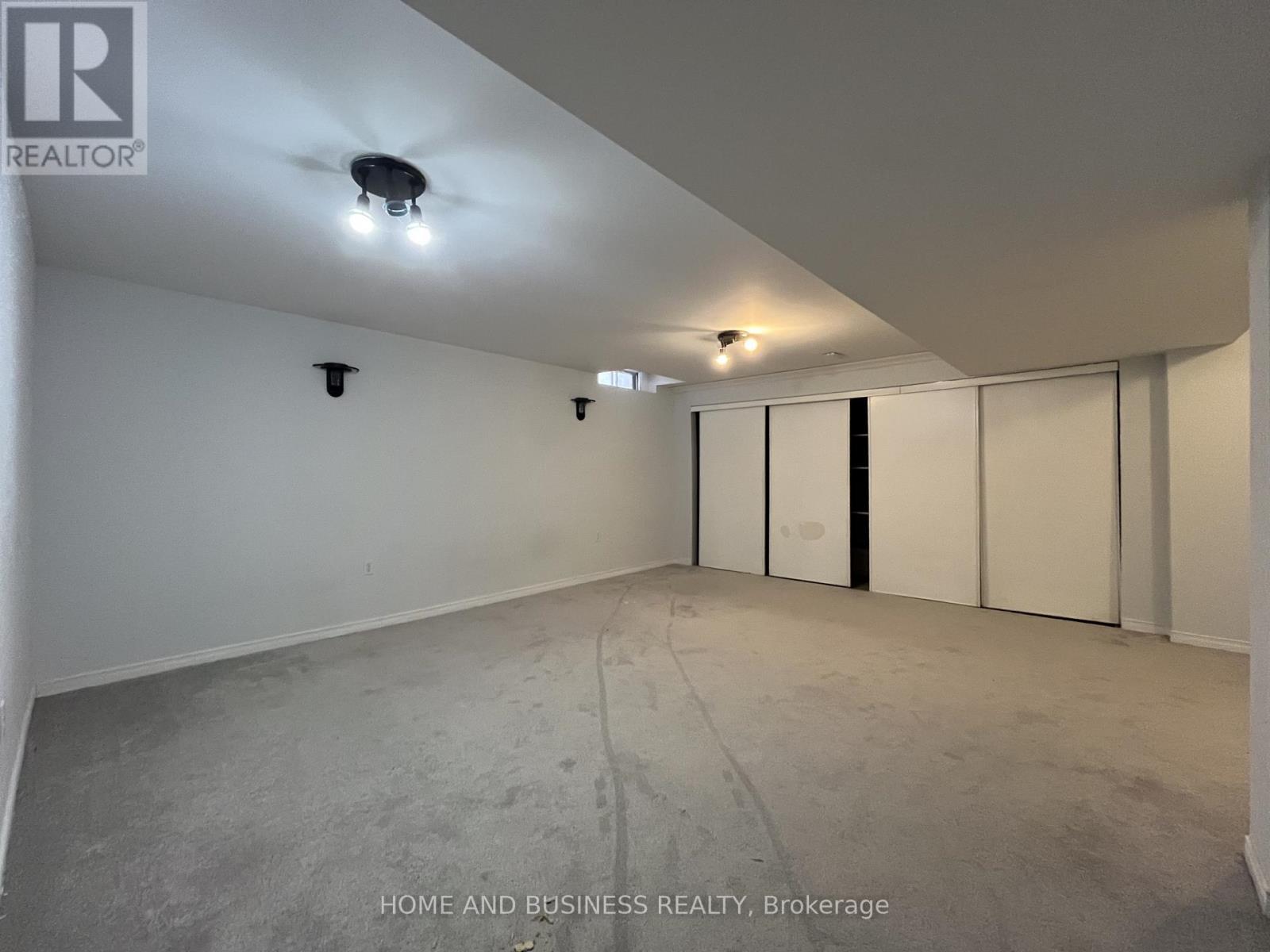 7132 Harding Crescent, Mississauga, ON - Indoor Photo Showing Other Room