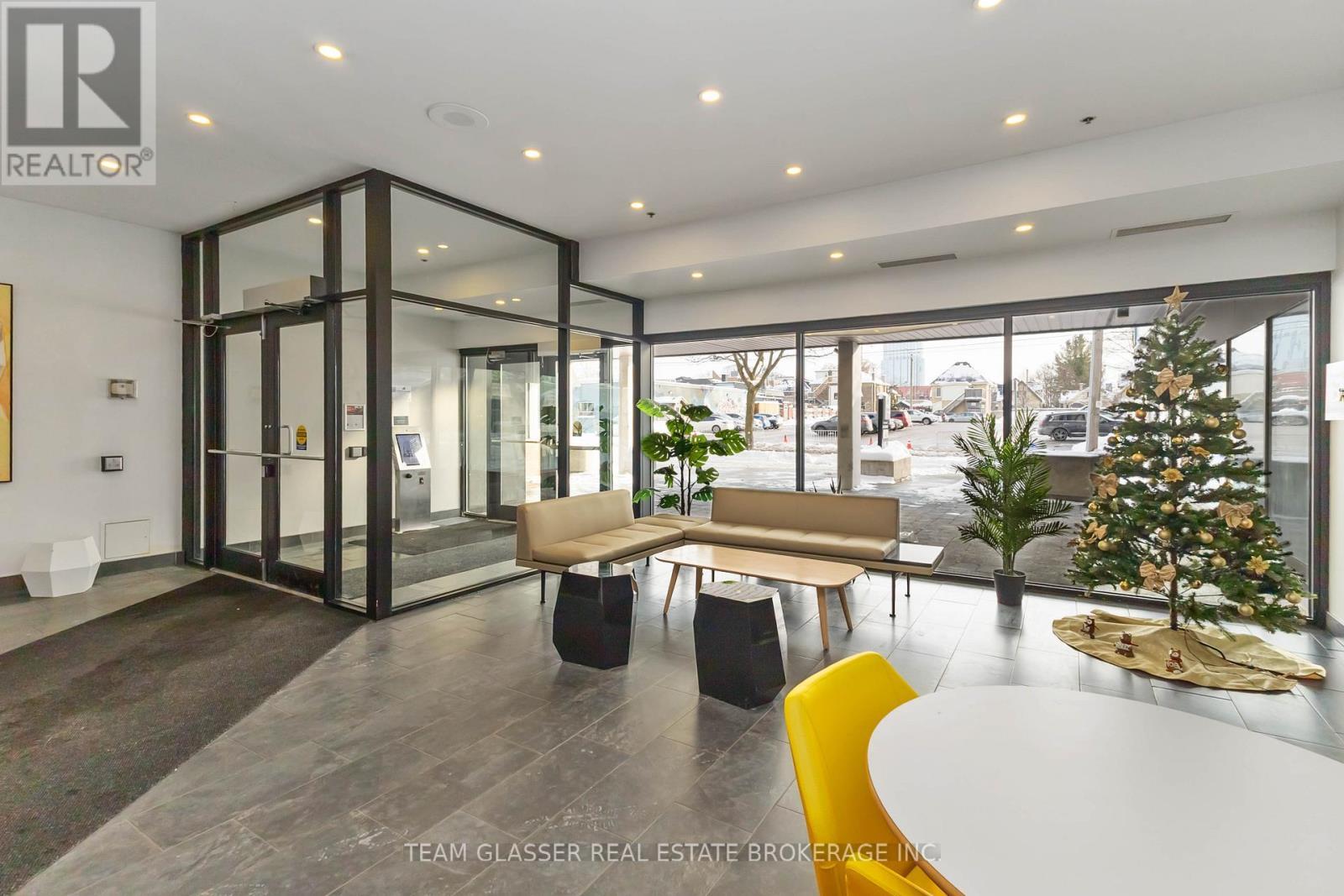 1505 - 675 Richmond Street, London East (East F), ON - Indoor Photo Showing Other Room