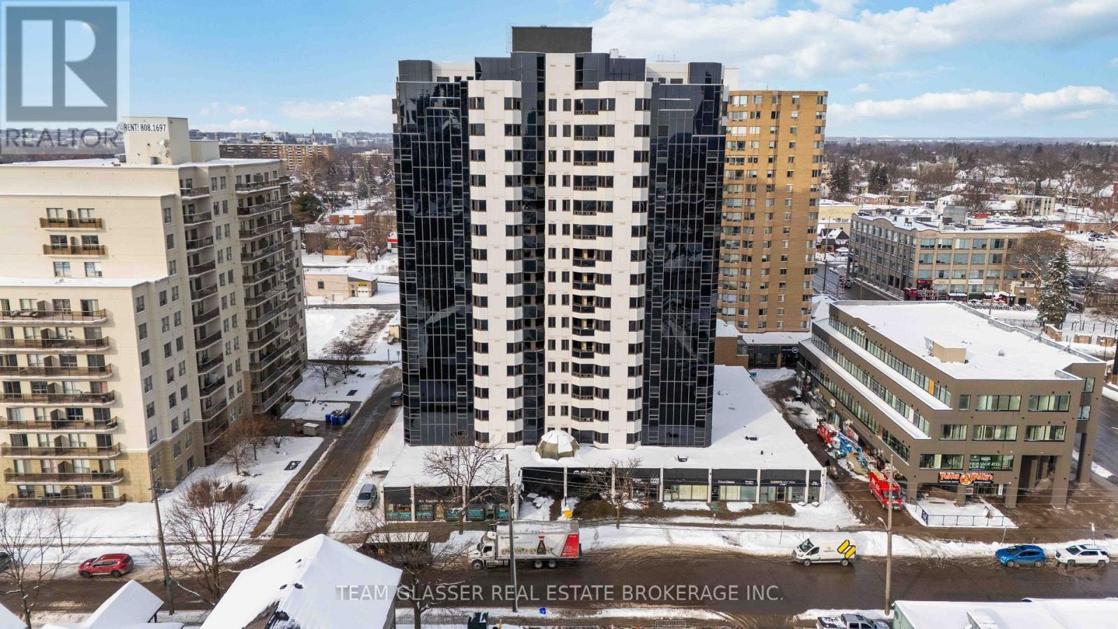 1505 - 675 Richmond Street, London East (East F), ON - Outdoor With Facade