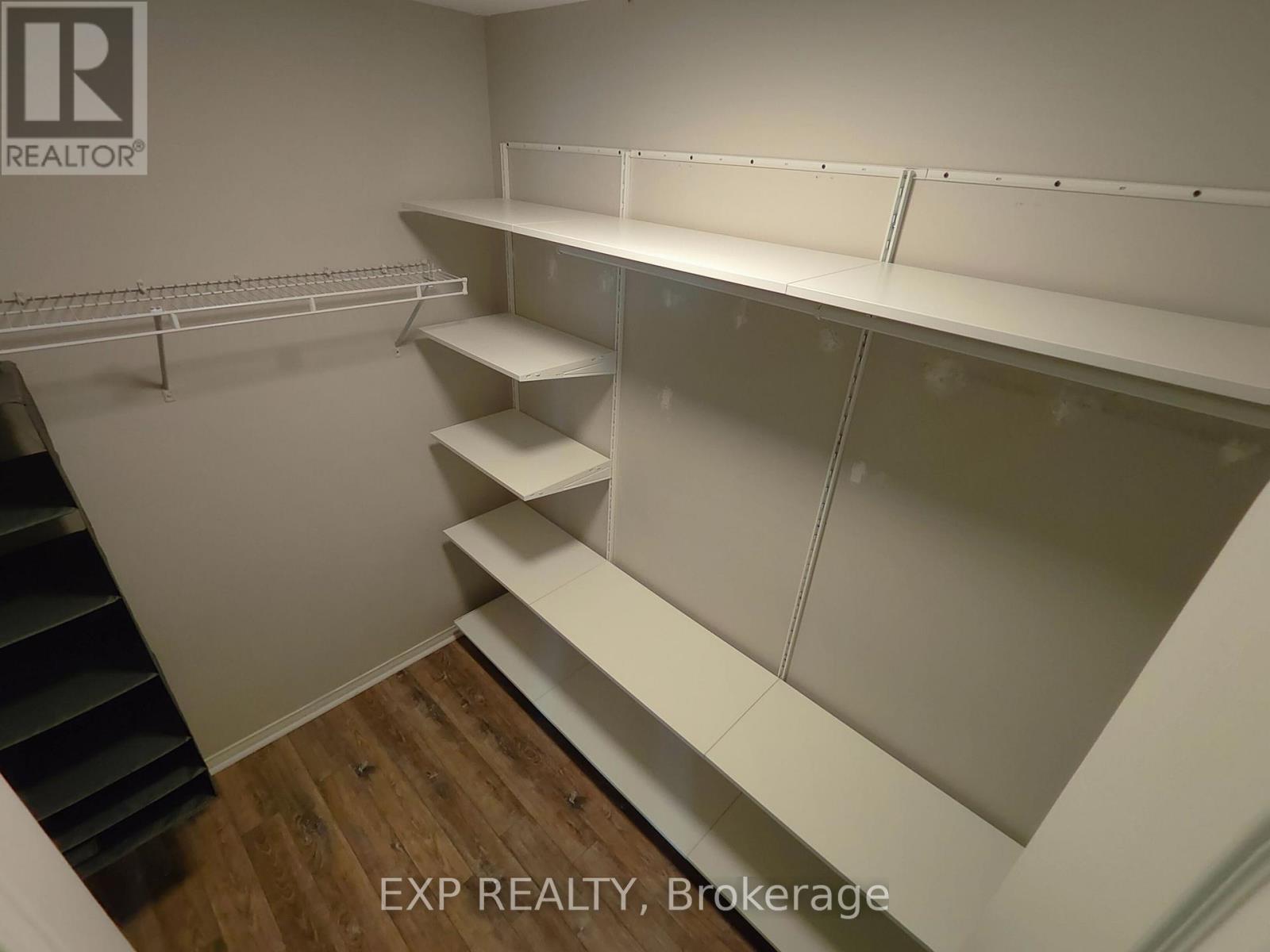 Walk-in Closet - 5919 Tampico Way, Mississauga, ON - Indoor With Storage