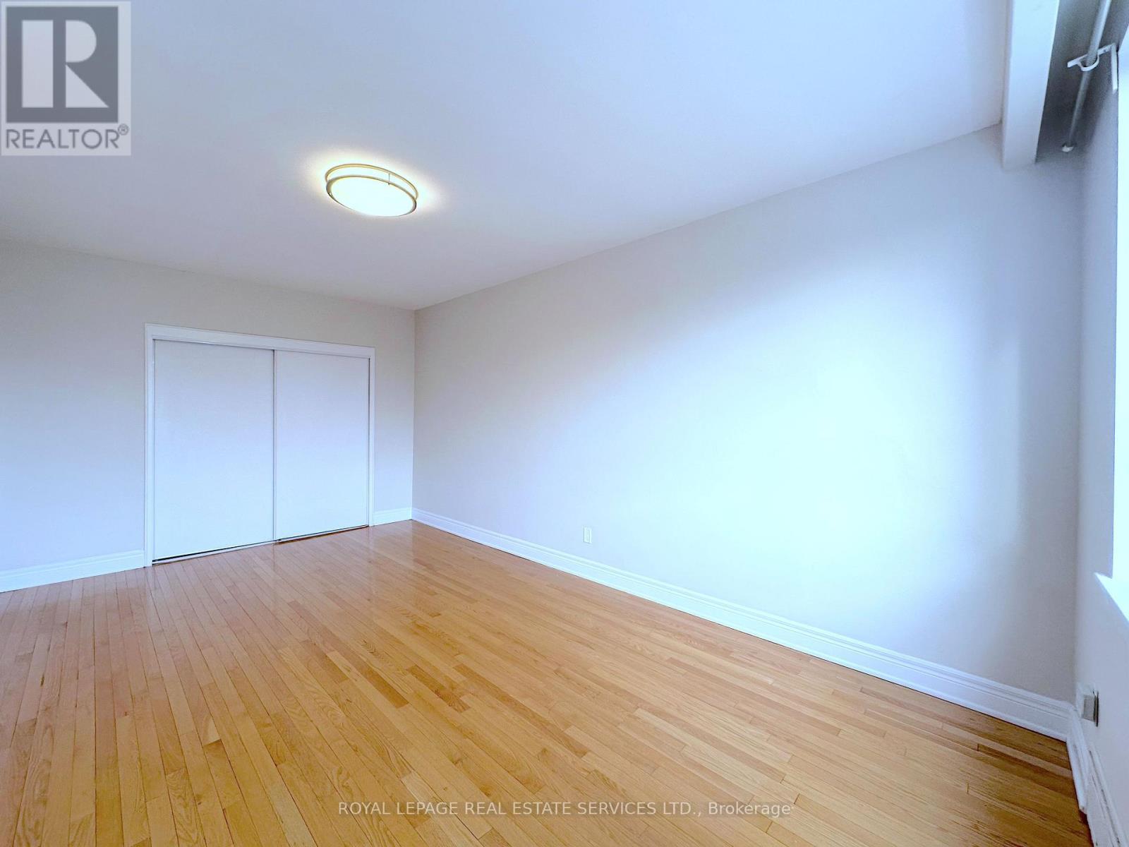 8 - 104 Rajah Street, Toronto, ON