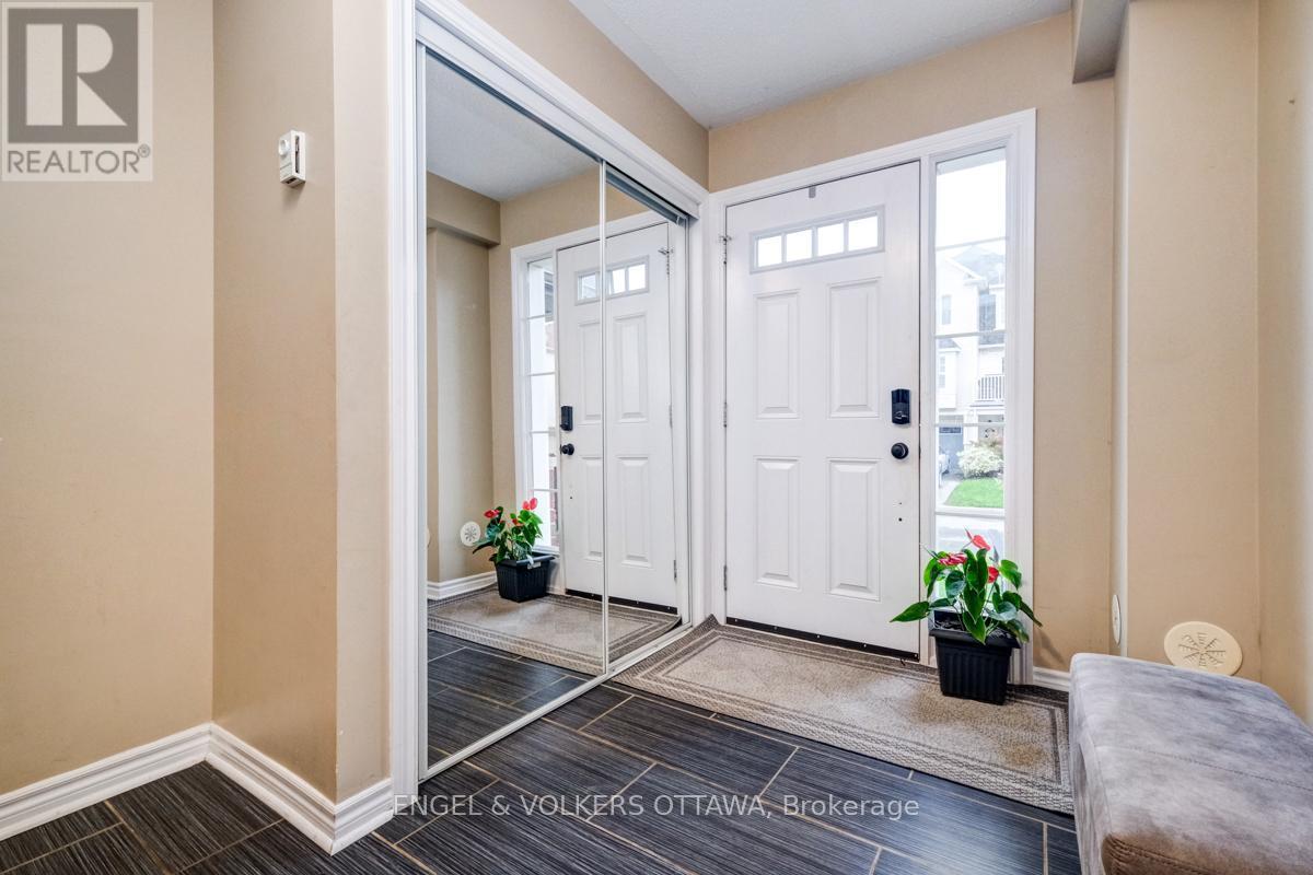 2604 Baynes Sound Way, Ottawa, ON - Indoor Photo Showing Other Room