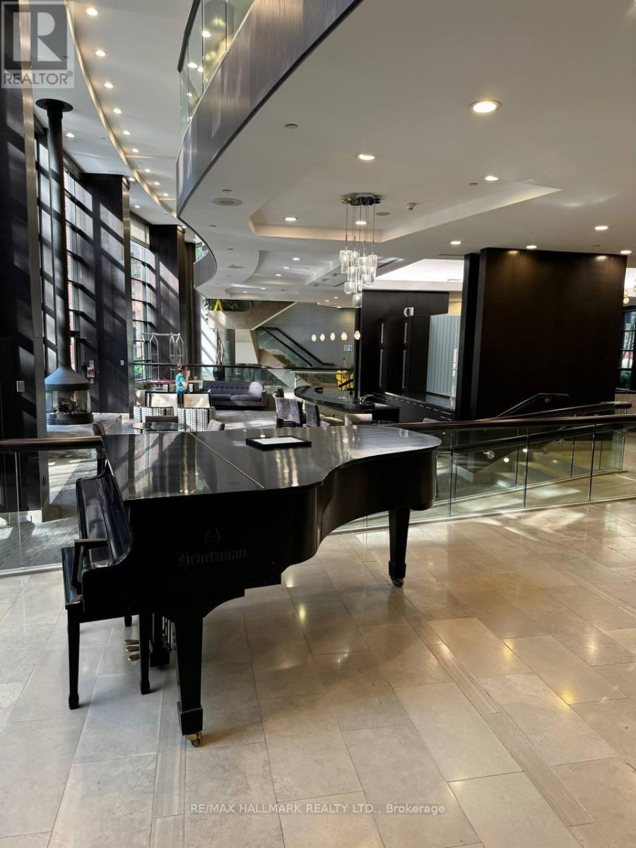 1710 - 33 Sheppard Avenue E, Toronto, ON - Indoor Photo Showing Other Room