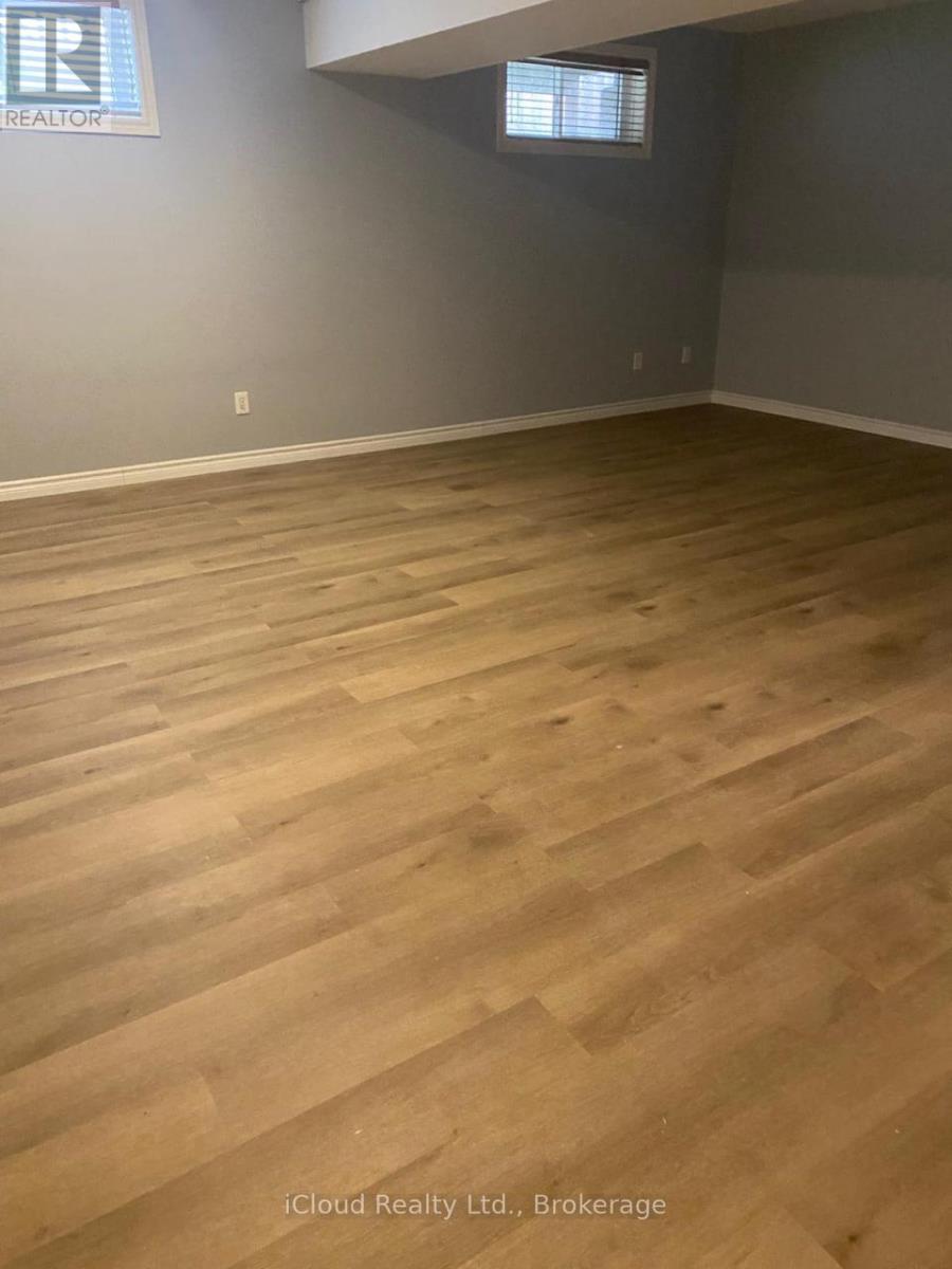 122 Marlborough Street, Brantford, ON - Indoor