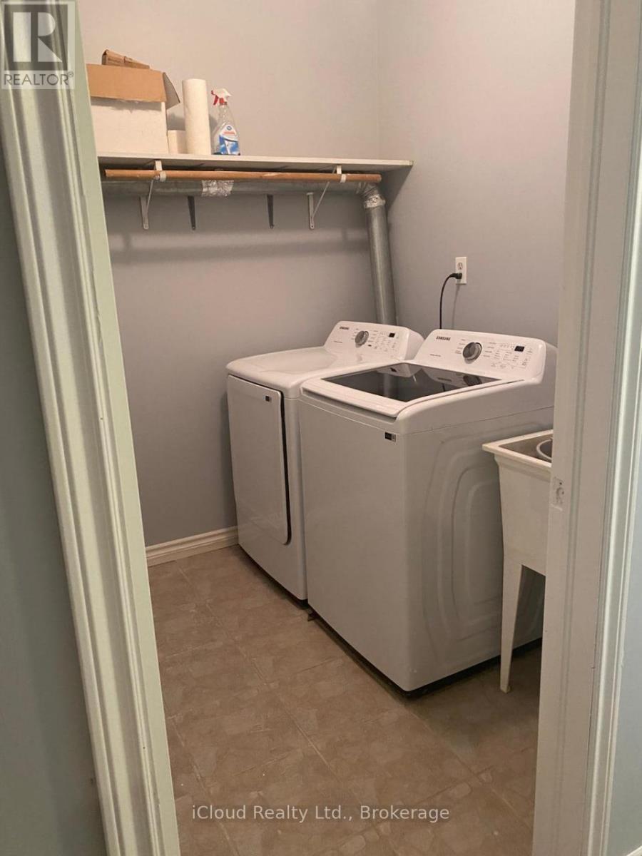 122 Marlborough Street, Brantford, ON - Indoor Photo Showing Laundry Room