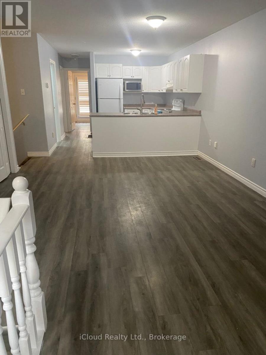 122 Marlborough Street, Brantford, ON - Indoor