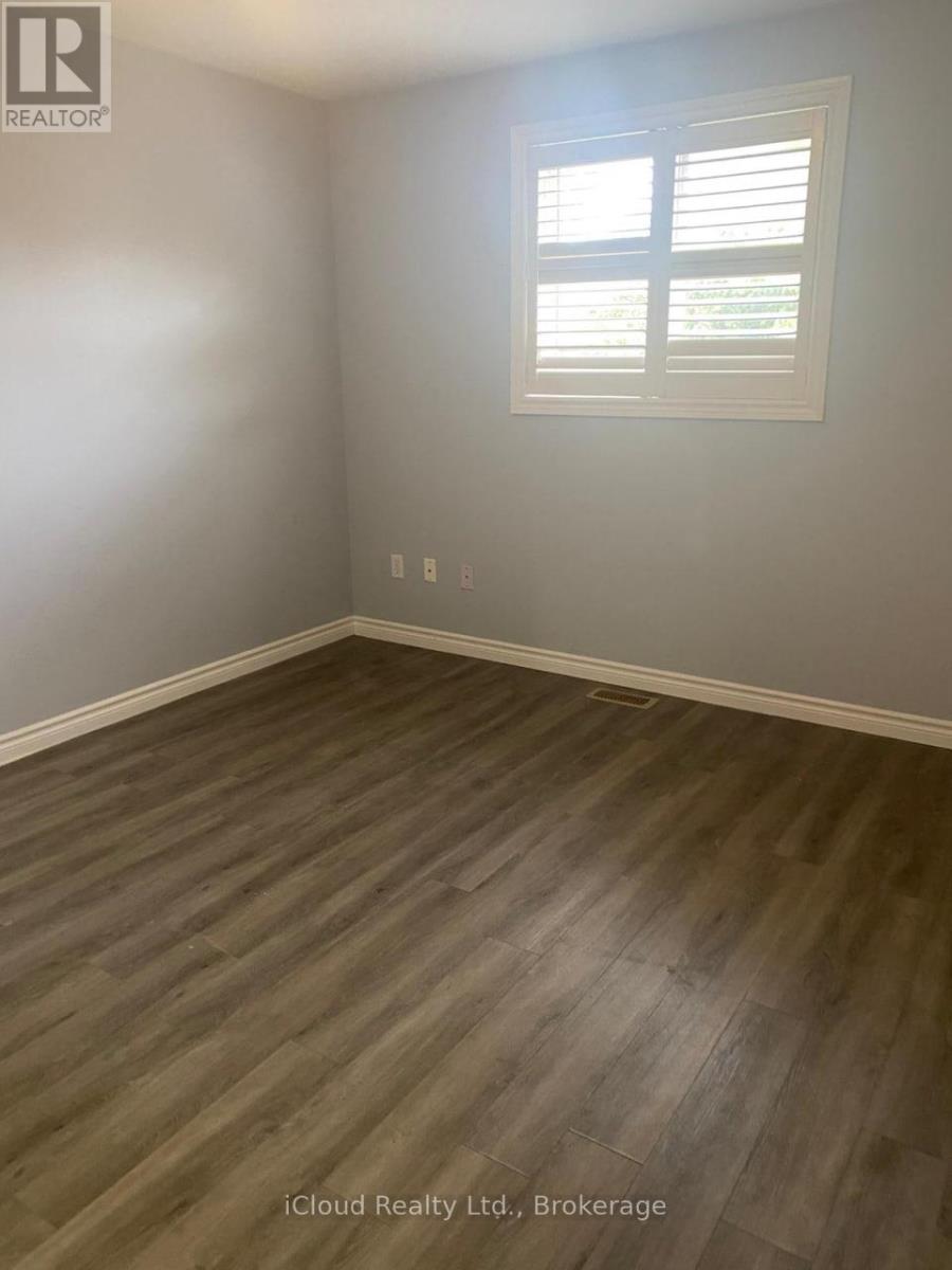 122 Marlborough Street, Brantford, ON - Indoor Photo Showing Other Room