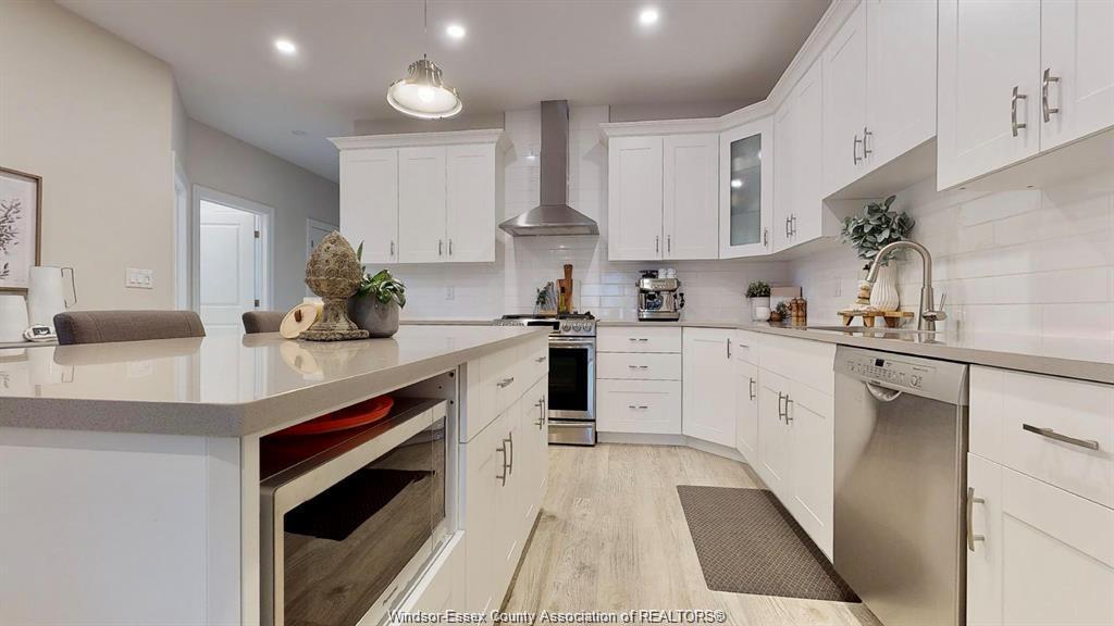 Upper Unit-89 Draper, Harrow, ON