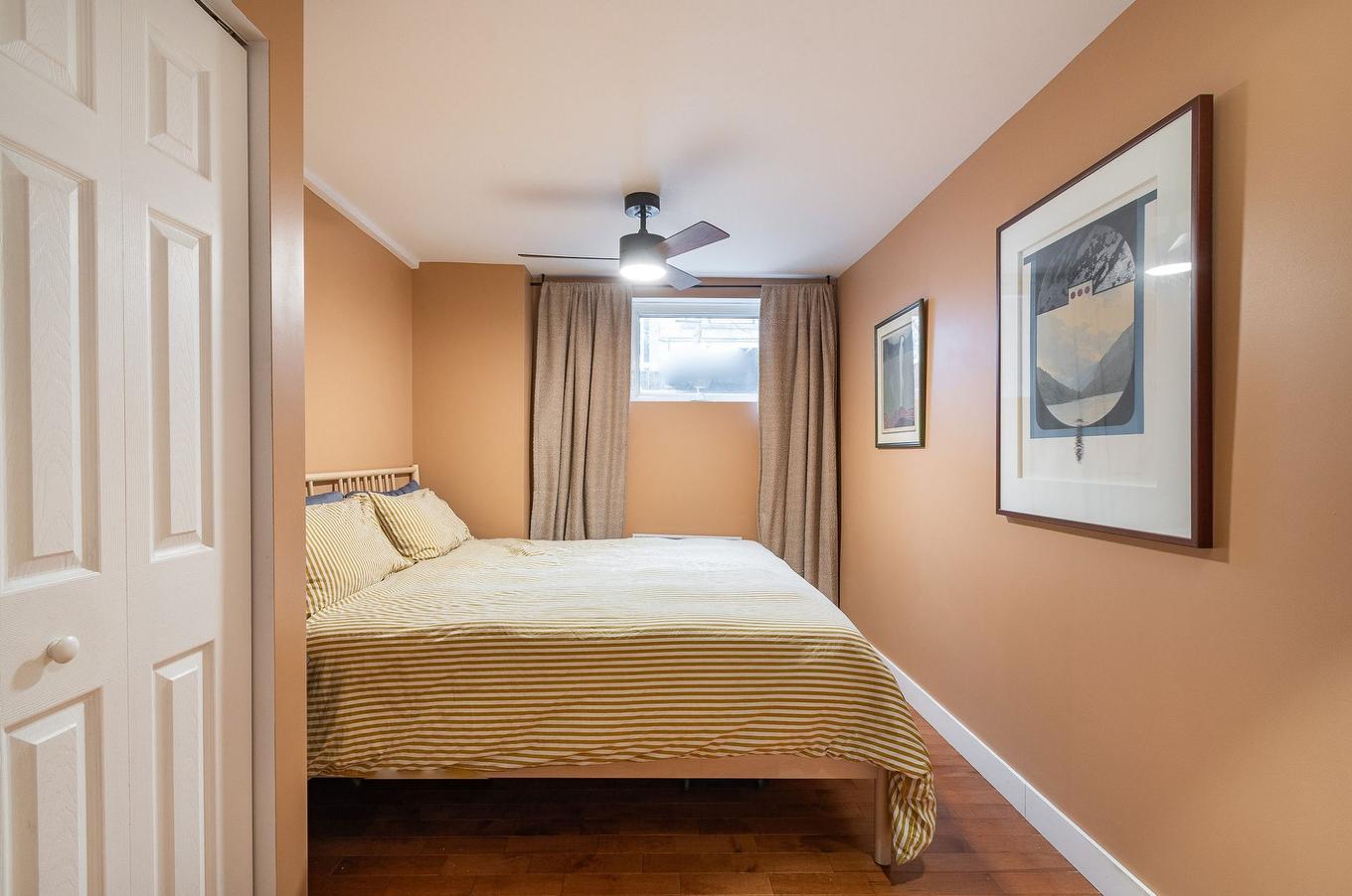 Chambre à coucher - 8088 Rue Fabre, Montréal (Villeray/Saint-Michel/Parc-Extension), QC - Indoor Photo Showing Bedroom