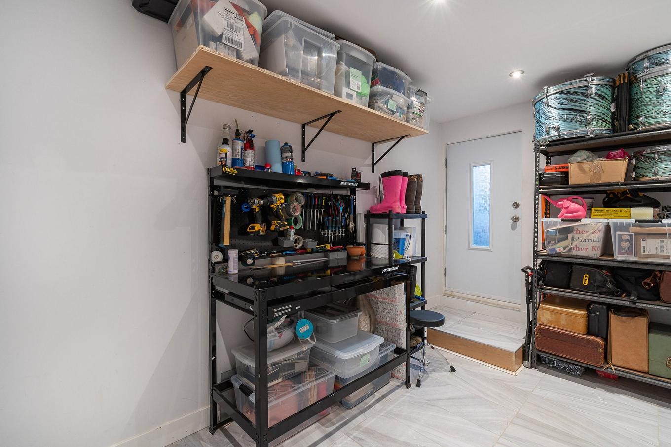 Salle de lavage - 8088 Rue Fabre, Montréal (Villeray/Saint-Michel/Parc-Extension), QC - Indoor Photo Showing Other Room