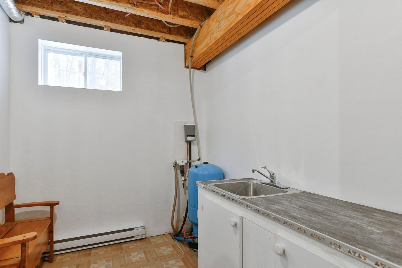 Atelier - 6590 Route 125, Rawdon, QC - Indoor Photo Showing Laundry Room