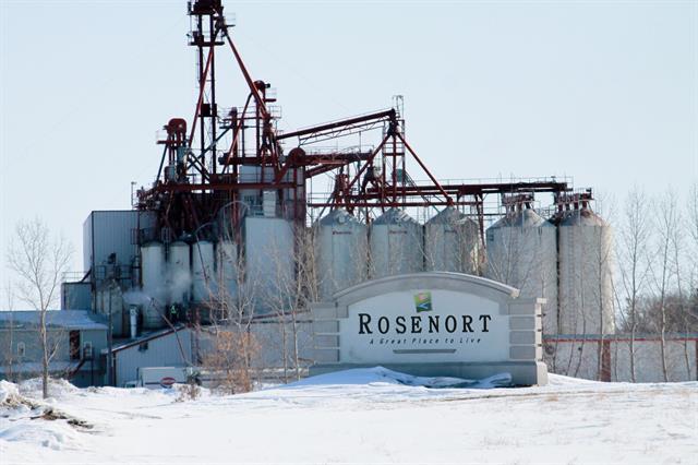 11 Ember Dr, Rosenort, MB