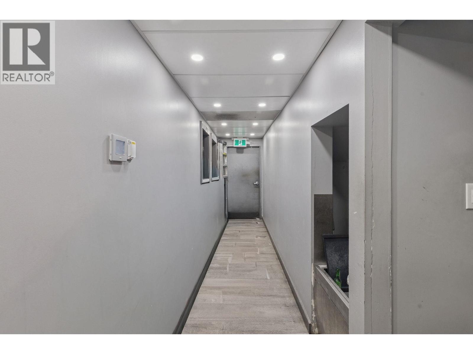 1739 Robson Street, Vancouver, BC