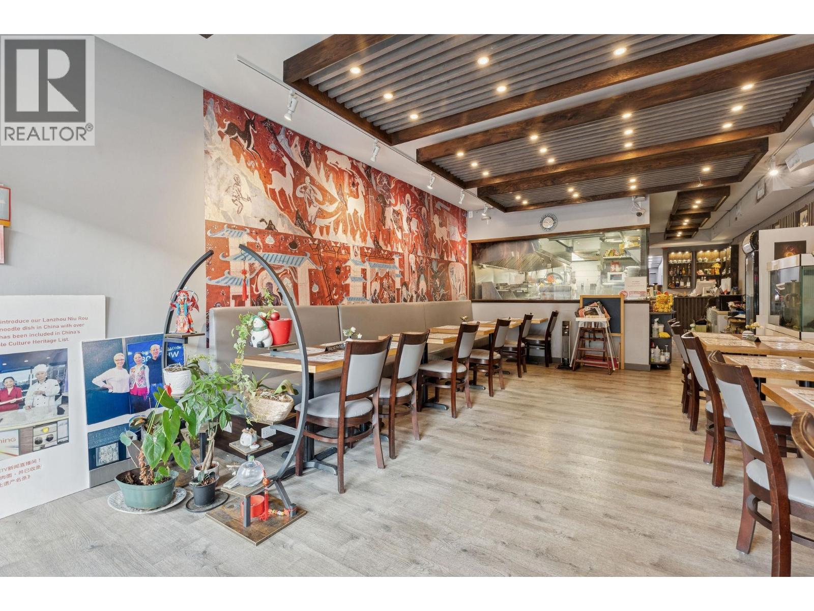 1739 Robson Street, Vancouver, BC