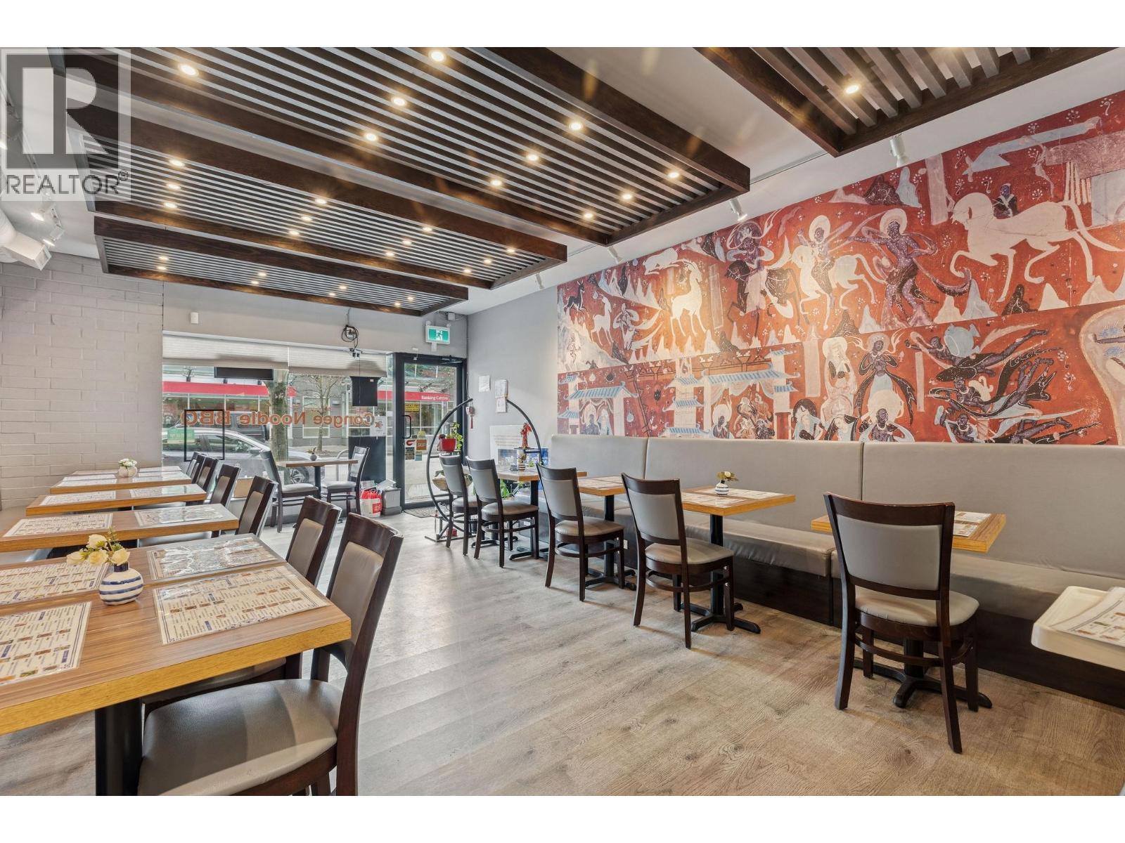 1739 Robson Street, Vancouver, BC