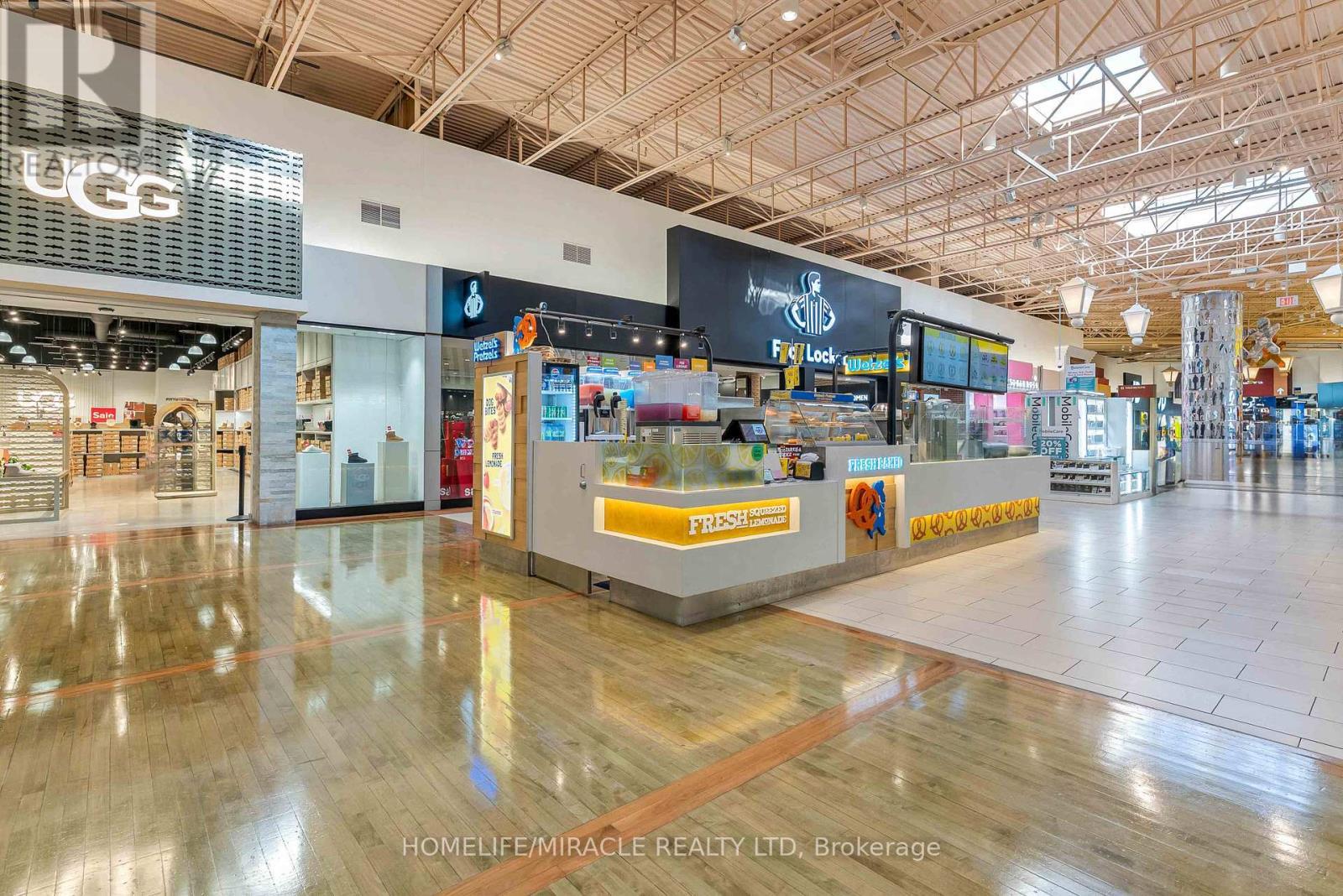 K16 - 1 Bass Pro Mills, Vaughan, ON