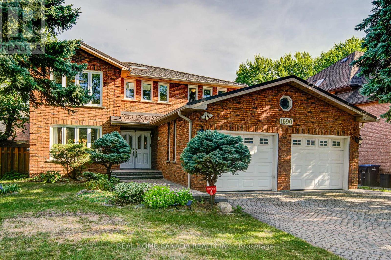 1690 Carrington Road, Mississauga, ON - Outdoor