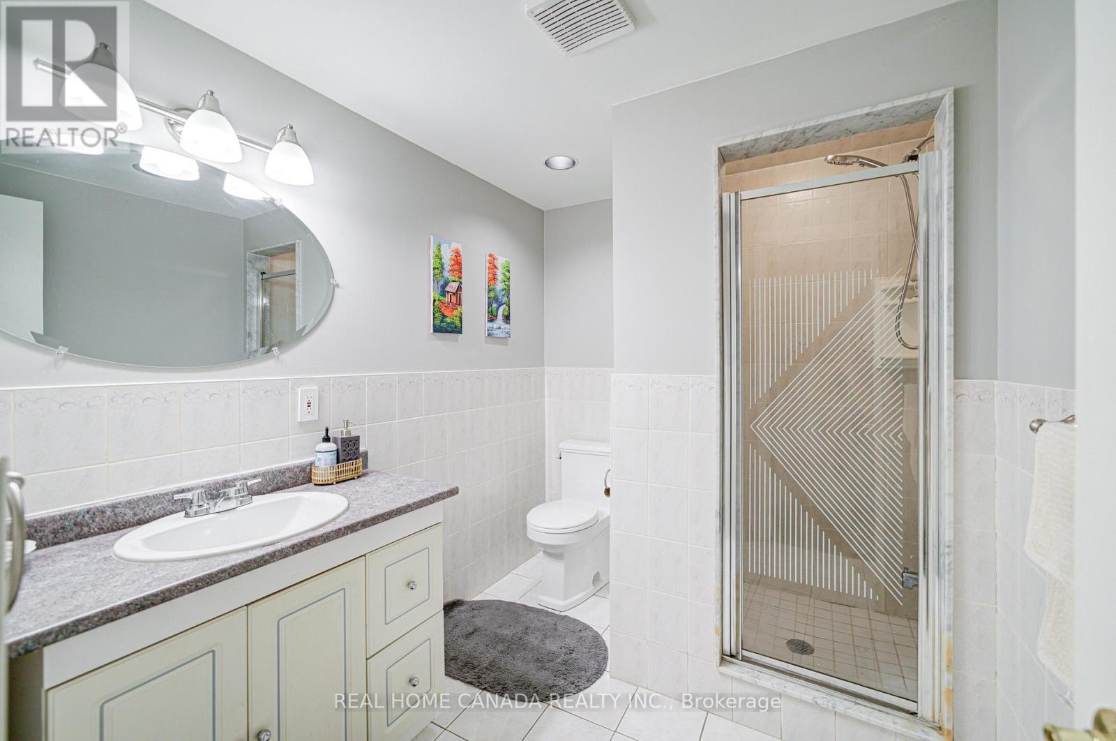1690 Carrington Road, Mississauga, ON - Indoor Photo Showing Bathroom
