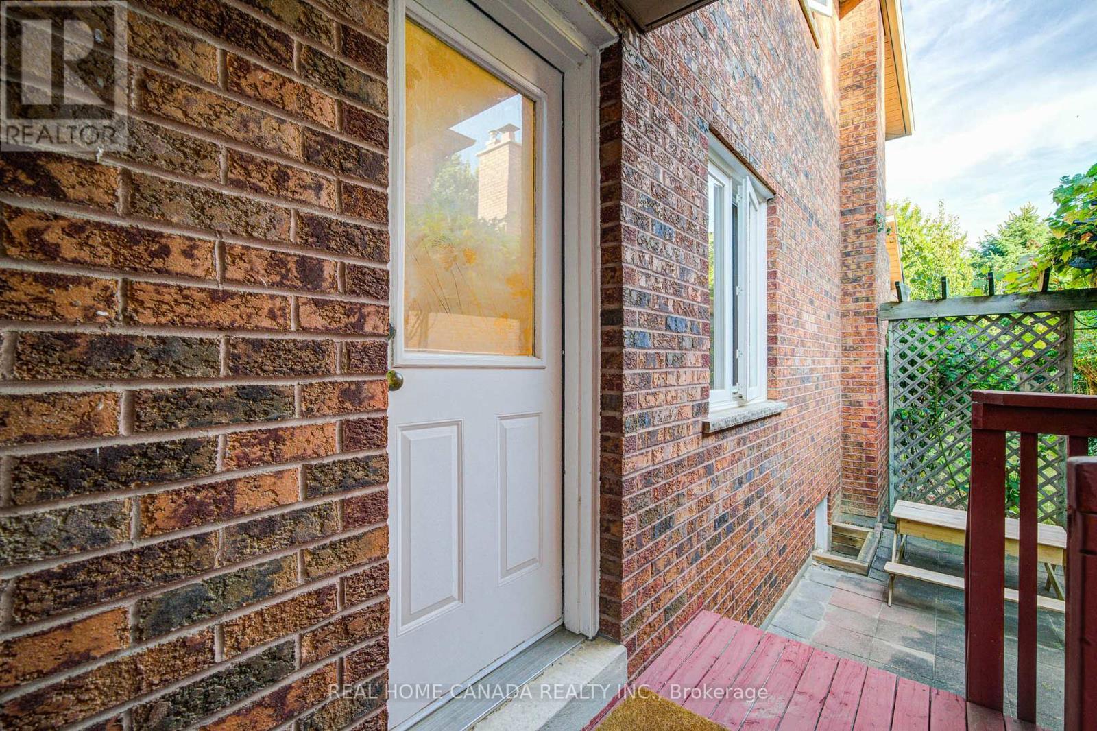 1690 Carrington Road, Mississauga, ON - Outdoor With Exterior