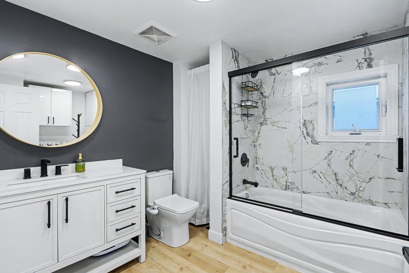 Salle de bains - 235-3950 Boul. Sir-Wilfrid-Laurier, Longueuil (Saint-Hubert), QC - Indoor Photo Showing Bathroom