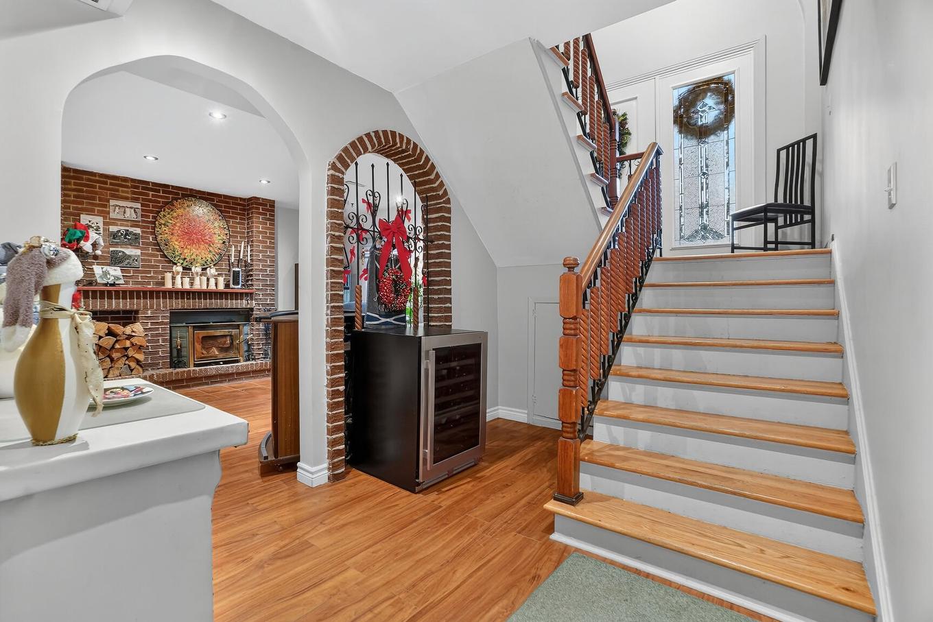 Escalier - 1800 Rue Thierry, Brossard, QC - Indoor Photo Showing Other Room