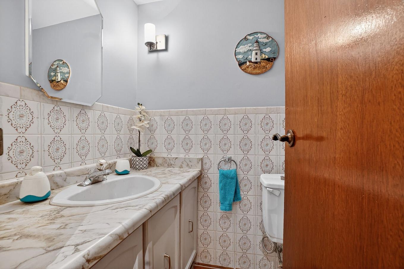 Salle d'eau - 1800 Rue Thierry, Brossard, QC - Indoor Photo Showing Bathroom