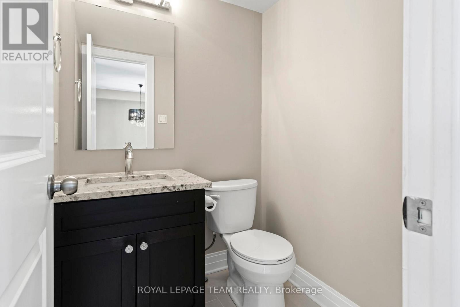 165 Woodhurst Crescent, Ottawa, ON - Indoor Photo Showing Bathroom