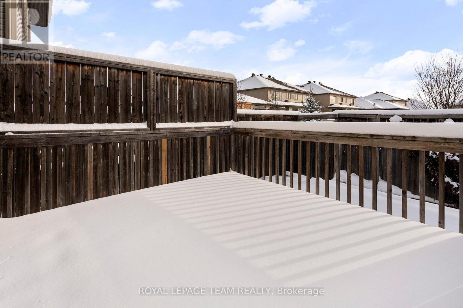 165 Woodhurst Crescent, Ottawa, ON - Outdoor With Exterior