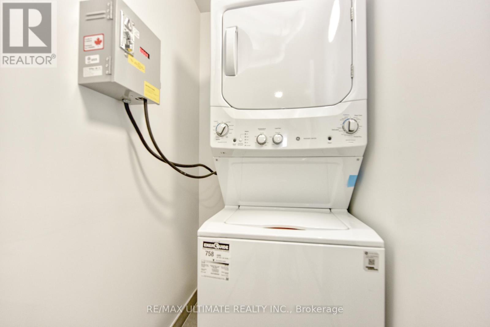 Basement - 385 Mcroberts Avenue, Toronto, ON - Indoor Photo Showing Laundry Room