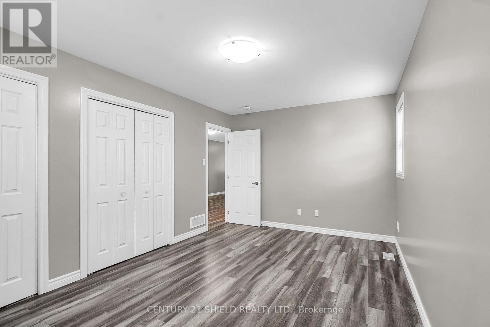 215 Third Street W, Cornwall, ON - Indoor Photo Showing Other Room