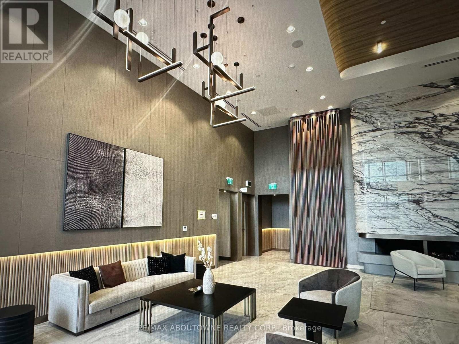 511 - 1100 Sheppard Avenue W, Toronto, ON - Indoor Photo Showing Other Room