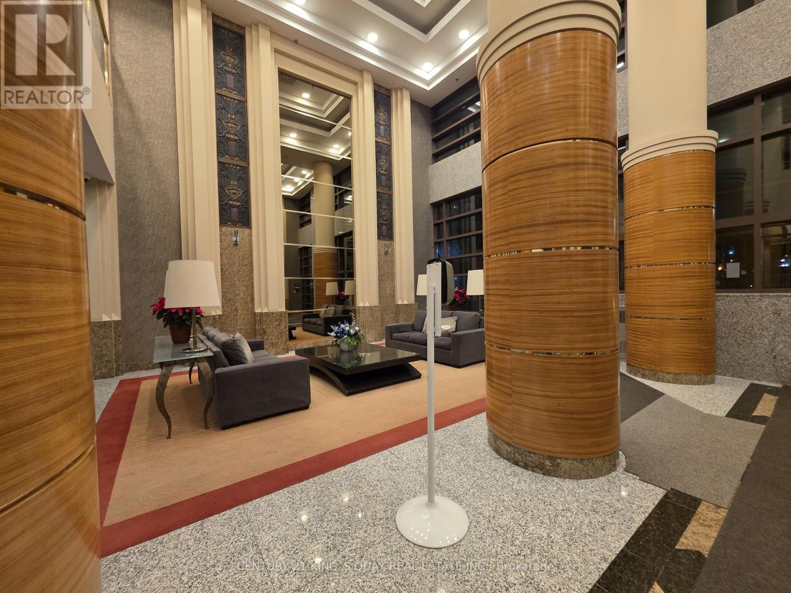 2513 - 1001 Bay Street, Toronto, ON - Indoor Photo Showing Other Room