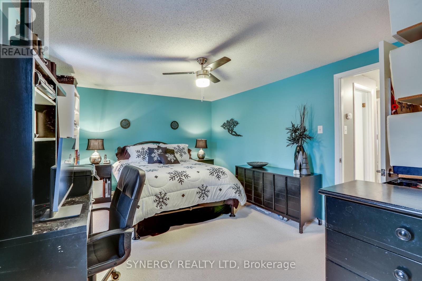 346 Crawford Street, London South (South Q), ON - Indoor Photo Showing Bedroom