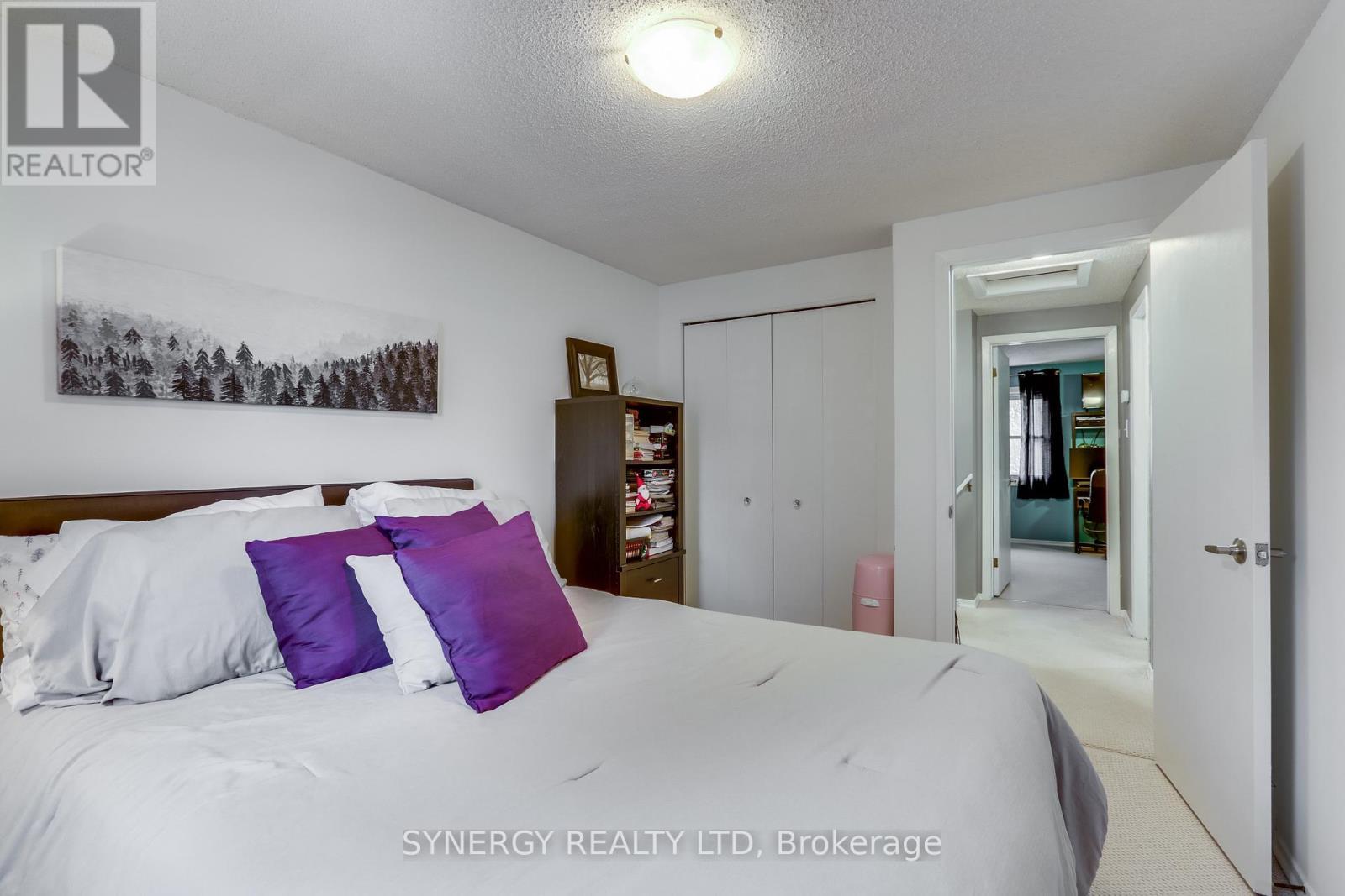 346 Crawford Street, London South (South Q), ON - Indoor Photo Showing Bedroom