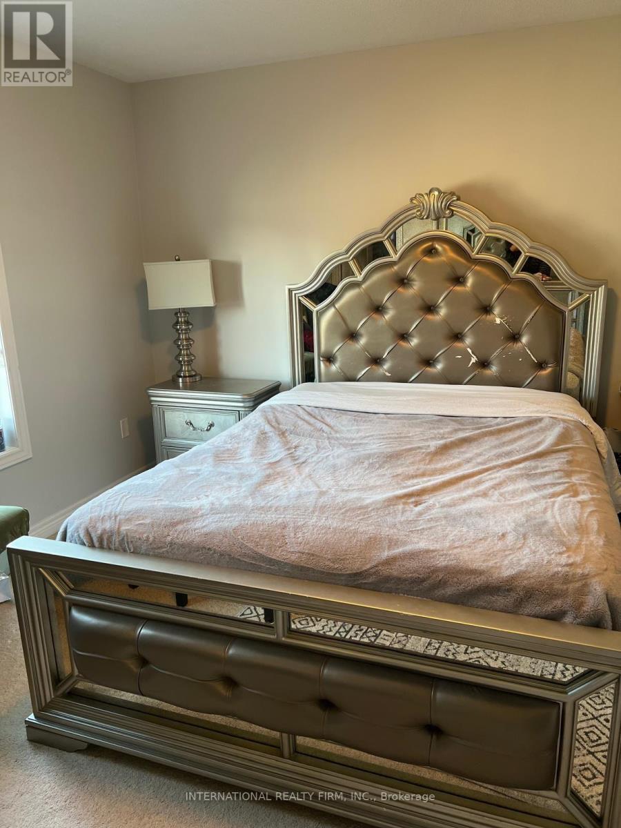 12 Waterstone Way, Whitby, ON - Indoor Photo Showing Bedroom