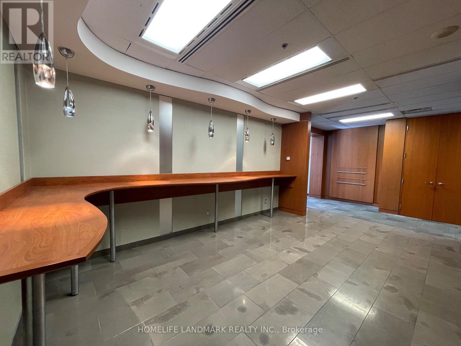 901 - 3601 Highway 7 St. East Street, Markham, ON