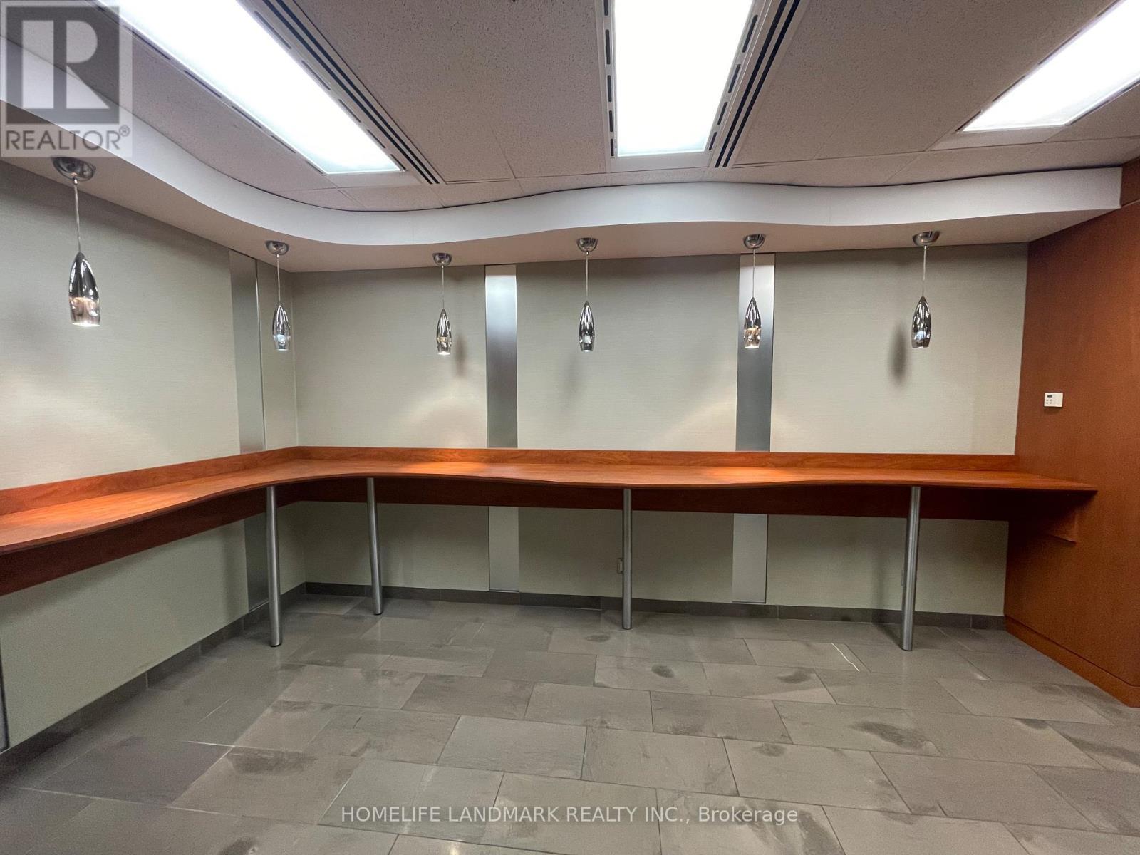 901 - 3601 Highway 7 St. East Street, Markham, ON