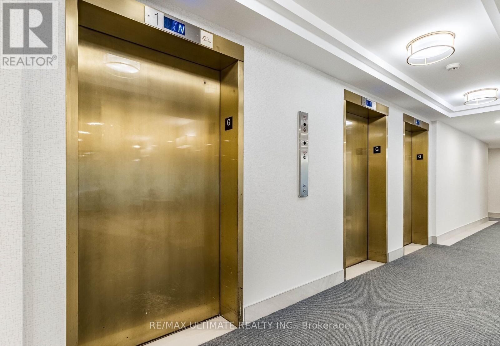 704 - 22 Hanover Road, Brampton, ON - Indoor