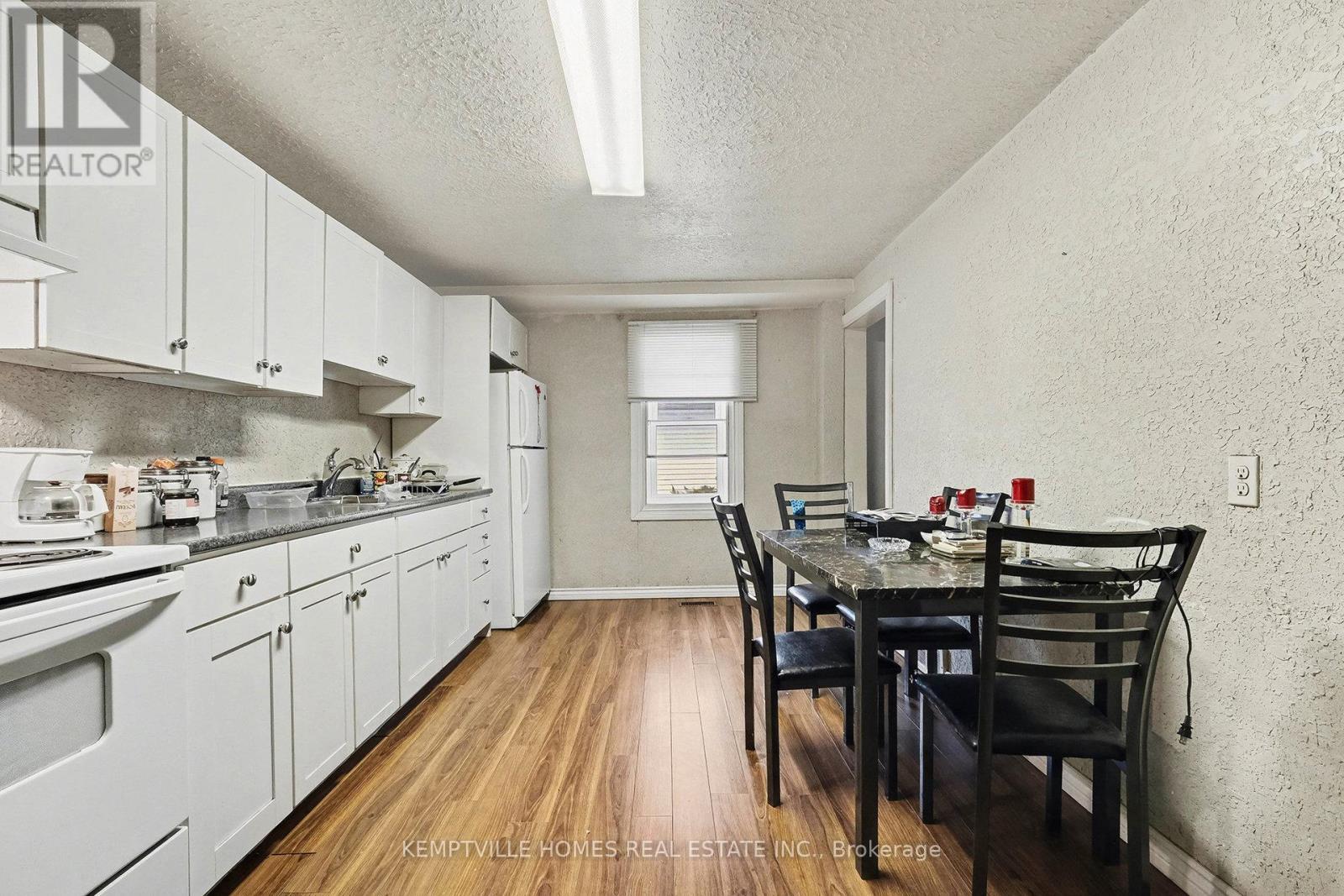 UNIT 1 - 803 St Lawrence Street, Prescott, ON - Indoor